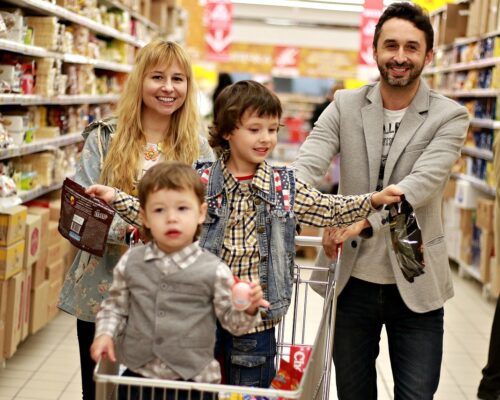 Koçak Marketler: Mutlu Ailelerin Tercihi Kaliteli ve Ekonomik Alışveriş